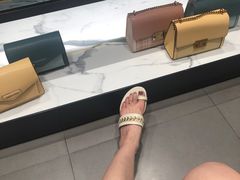 -CHARLES&KEITH(城西银泰店)