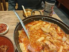泡菜芝士年糕拉面土豪锅-京玉菲饭店(李村店)