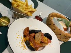 -ins森林童话餐厅coffee&bistro