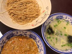 -老桐椿 · 上海大馄饨