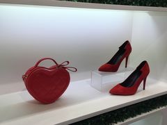 -hotwind热风(世纪东方广场店)