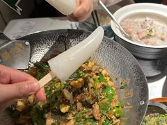 -费大厨辣椒炒肉(黄兴中心广场店)