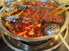 -邓莽子老火锅(中兴路总店)