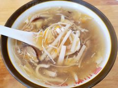 酸辣汤-小姜锅贴(凤凰街店)