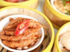 -钟书阁(群光广场店)