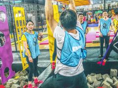 -嘿哟动霸CHUA·新潮玩运动娱乐中心·蹦床滑冰团建乐园