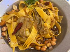 -蓉三少冒烤鸭·四川小吃集(北京首店)