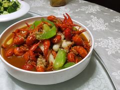 -茸梅路右拐龙虾-农家菜(松江店)