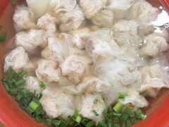 -张阿三馄饨店