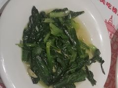 -肥肥虾庄·金牌油焖大虾(汉口城市广场店)