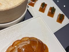 酥不腻烤鸭与鱼子酱-小大董·烤鸭(观景餐厅·南京西路店)