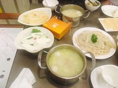 -蜀中吴养生板栗鸡(会展店)