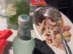 -尚尚仙·酸汤猪手·猪肚鸡火锅(华联万柳购物中心店)