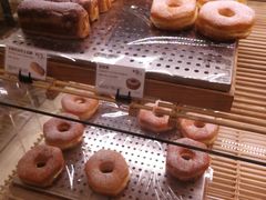 -巴黎贝甜(华堂新辰汇店)