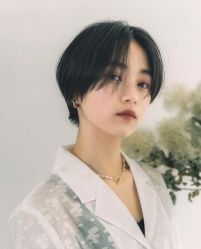 -东秀护肤造型
