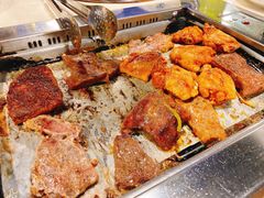 -爱客得牛排海鲜烤肉·火锅自助(春熙路黑金好店)