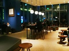 大堂-星巴克(凯德晶萃店)