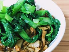 杏鲍菇滑鸡饭-北京大学-学五食堂