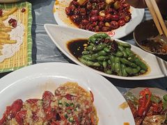 -肥肥虾庄·金牌油焖大虾(东湖欢乐谷店)