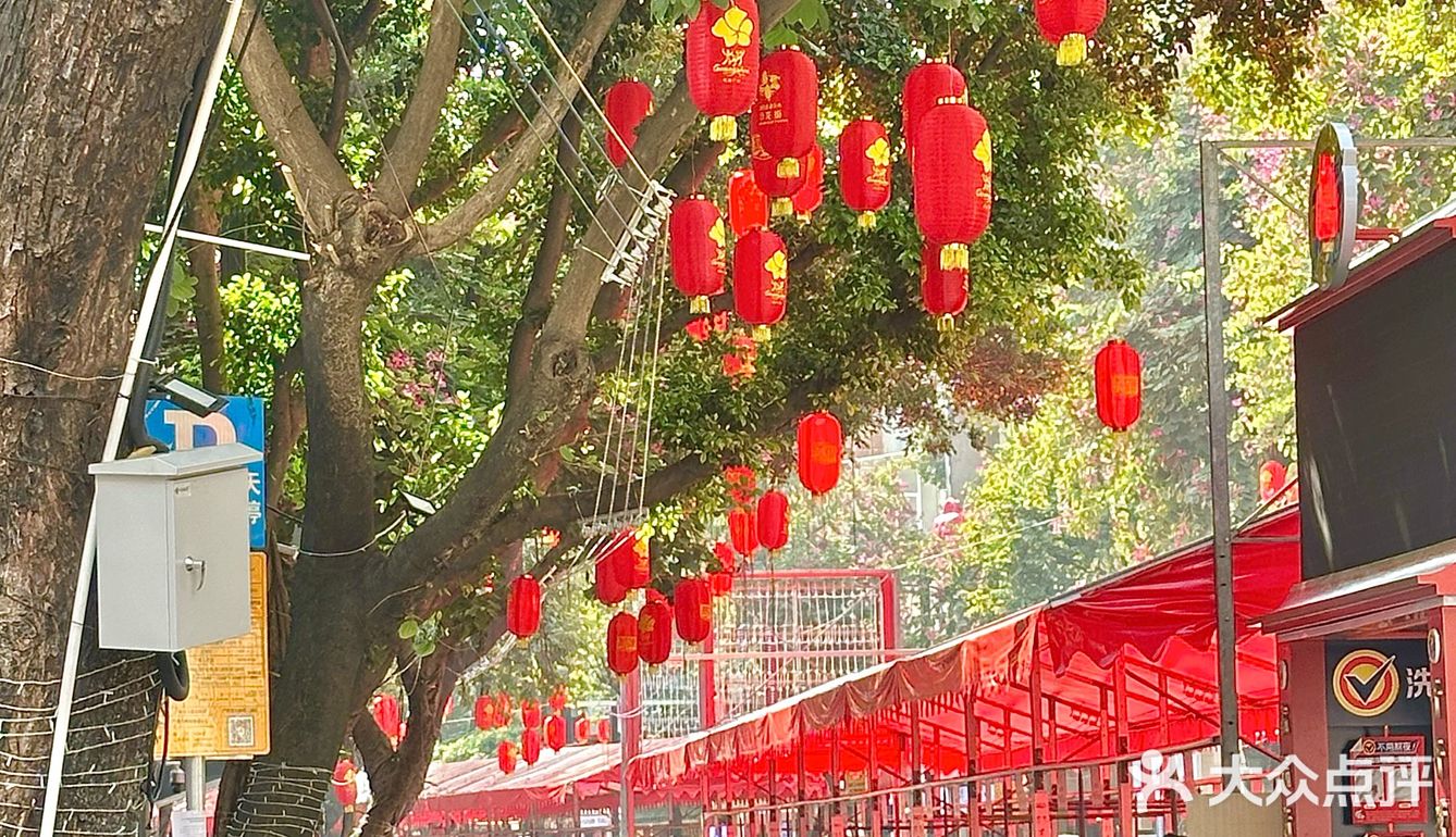 广州北京路街头吃的……以为到了国外