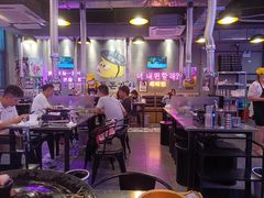 大堂-豚豚家돈돈가韩国锅盖烤肉(新北万达店)