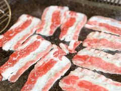 精品牛五花-韩阳王石板烤肉