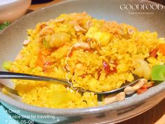 大叻经典菠萝海鲜炒饭-米纸越南小馆(金鹰世界店)