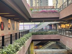 -瑞虹新天地月亮湾