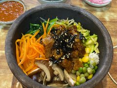 五花肉石锅拌饭-金石陈朝鲜拌饭(东城万达店)