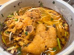 -丽丽三鲜螺蛳粉(田林路店)