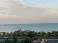 -宏源鑫海鲜餐厅·海景婚宴厅(石老人店)