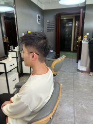 -藤野造型烫发染发