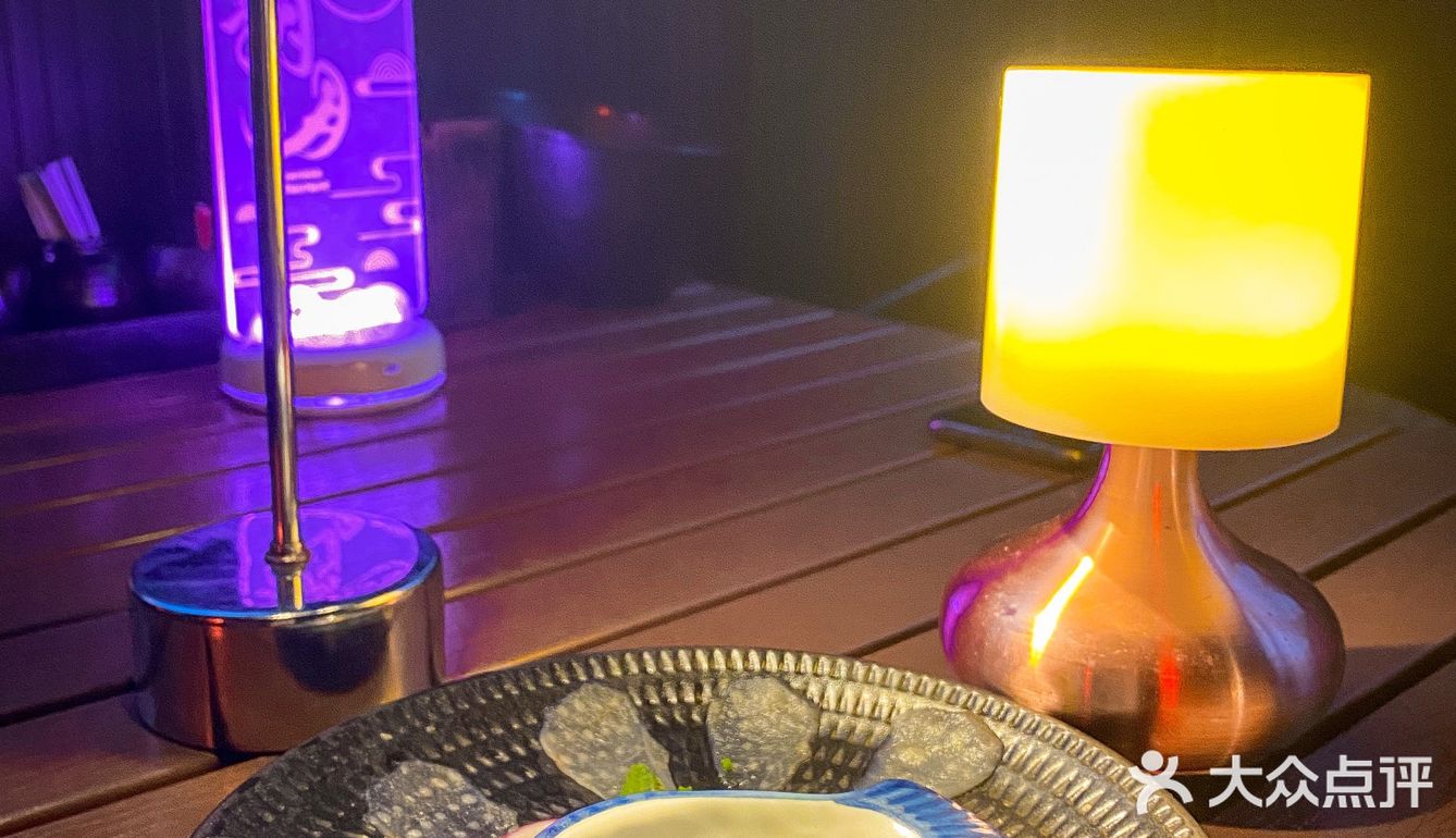 魔都探店｜一家不务正业的日料自助