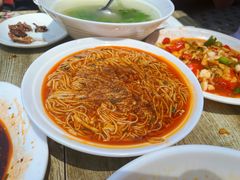 -柏合黄记豆腐皮饭店
