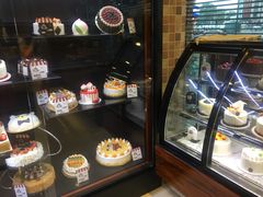 面包甜点陈列柜-红跑车(仙鹤街店)