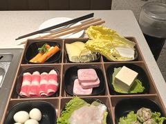 -海底捞火锅(巴黎春天浦建店)