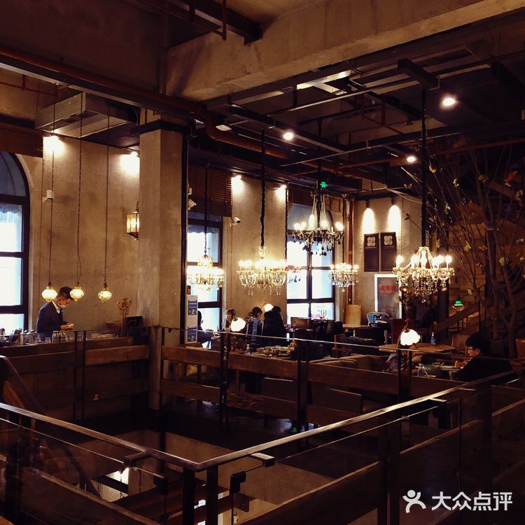 武汉美食探店｜香钿楚菜（汉街店）