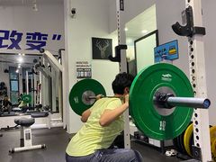 -汗水空间私教健身连锁(SM广场店)