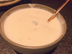 原始酸奶-丝路金桃·新疆菜(徐汇店)