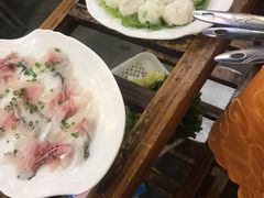 -焯明脆肉鲩世家(金沙洲店)
