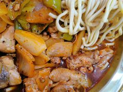 -牛一嘴·兰州牛肉面·大盘鸡(财富中心店)