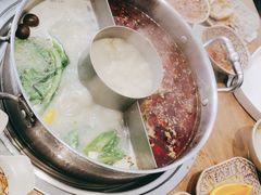-江小渔鲜鱼火锅(冠亚星城店)