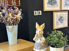 -汽车博物馆主题餐厅