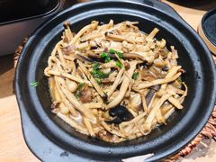 -川堂风·跷脚牛肉·乐山爆炒(宝山日月光店)