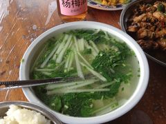 -老根农家饭店