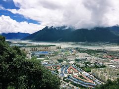 -比日神山