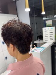 -镁连社·美联社