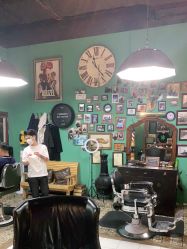 -小戈男士复古理发馆barber shop