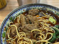 -胥佳烧鸡公牛肉面馆