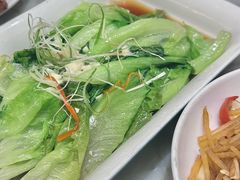 -小菜园新徽菜(宜兴八佰伴店)